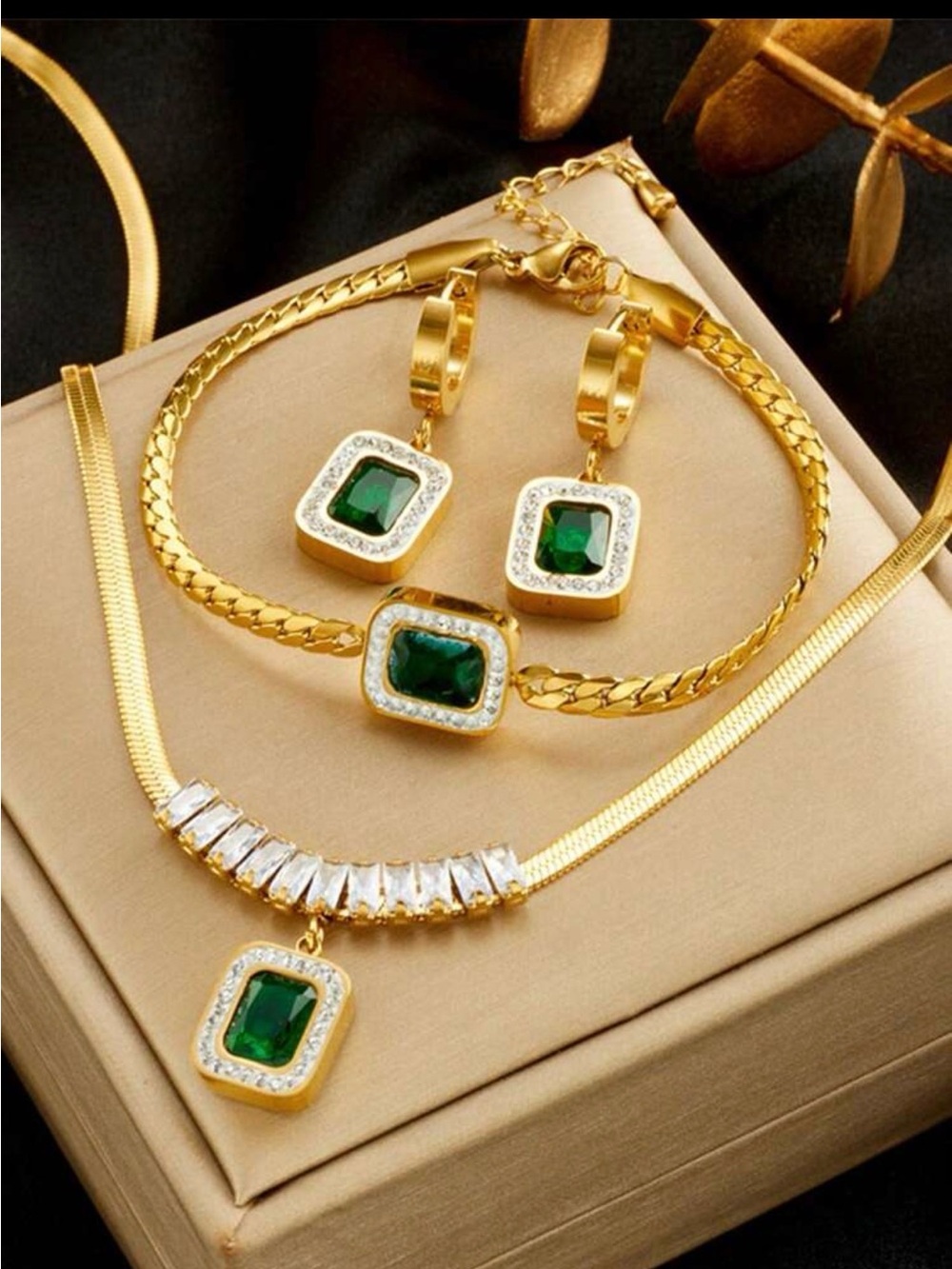 Gold-Tone Green Crystal Jewelry Set – Necklace, Bracelet & Earrings